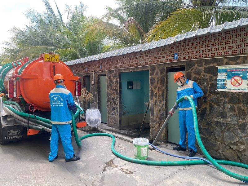 Thông bồn cầu, lavabo và thoát sàn